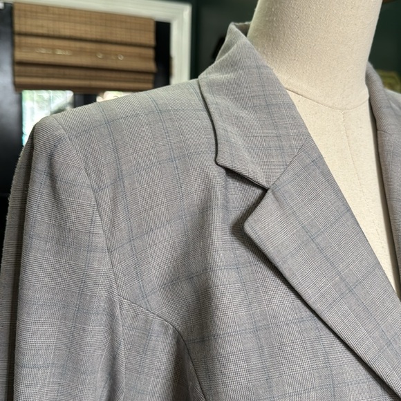 August Max Woman plaid jacket - Picture 2 of 5